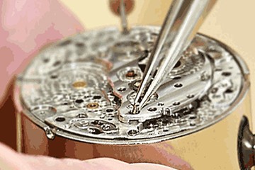 深圳劳力士月相手表售后维修电话